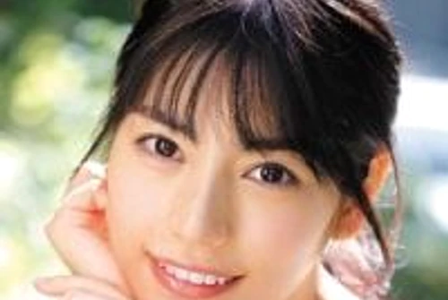 Diễn viên Kaede Karen